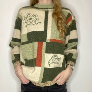 Knit Lambswool Green Geometric Flower/Leaf Print Crewneck Sweater